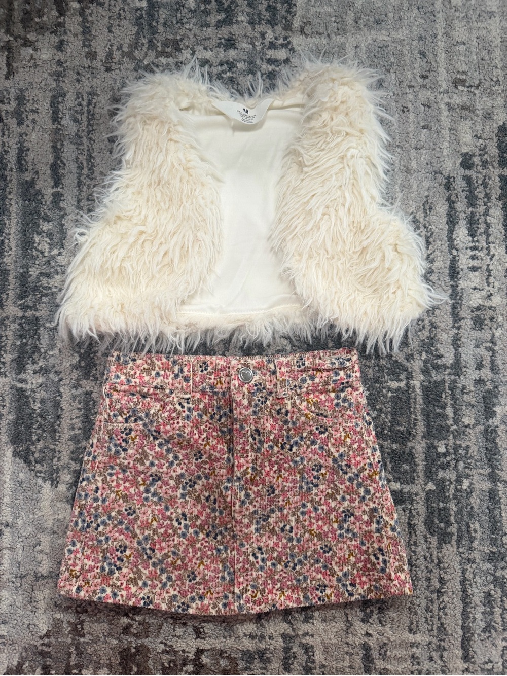 H&M Cream Faux Fur Cropped Vest and Floral Skirt